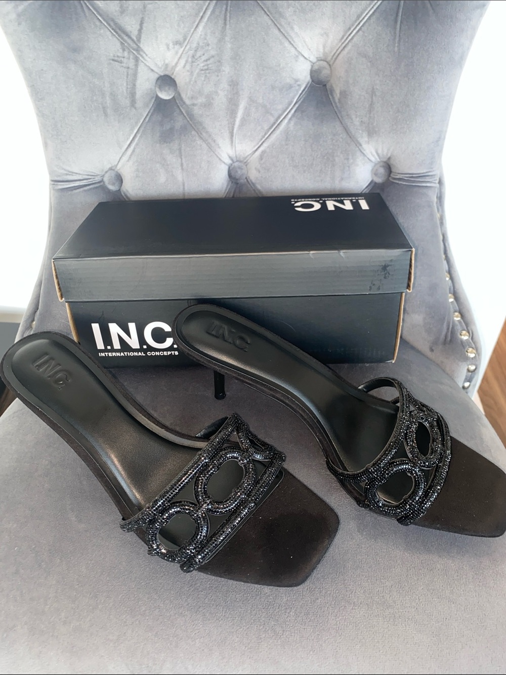 NWT INC International Concepts Black Slide Mules